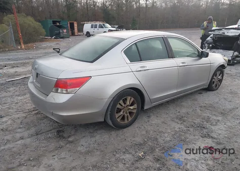 2010 Honda Accord 2.4 Lx-P z USA, uszkodzony, nr VIN 1HGCP2F46AA018756